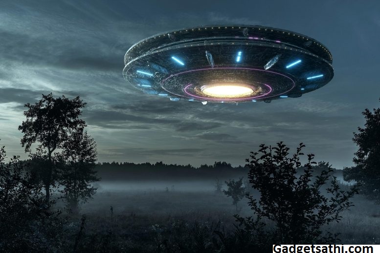 Scientists Warn of “Alien” Invasion