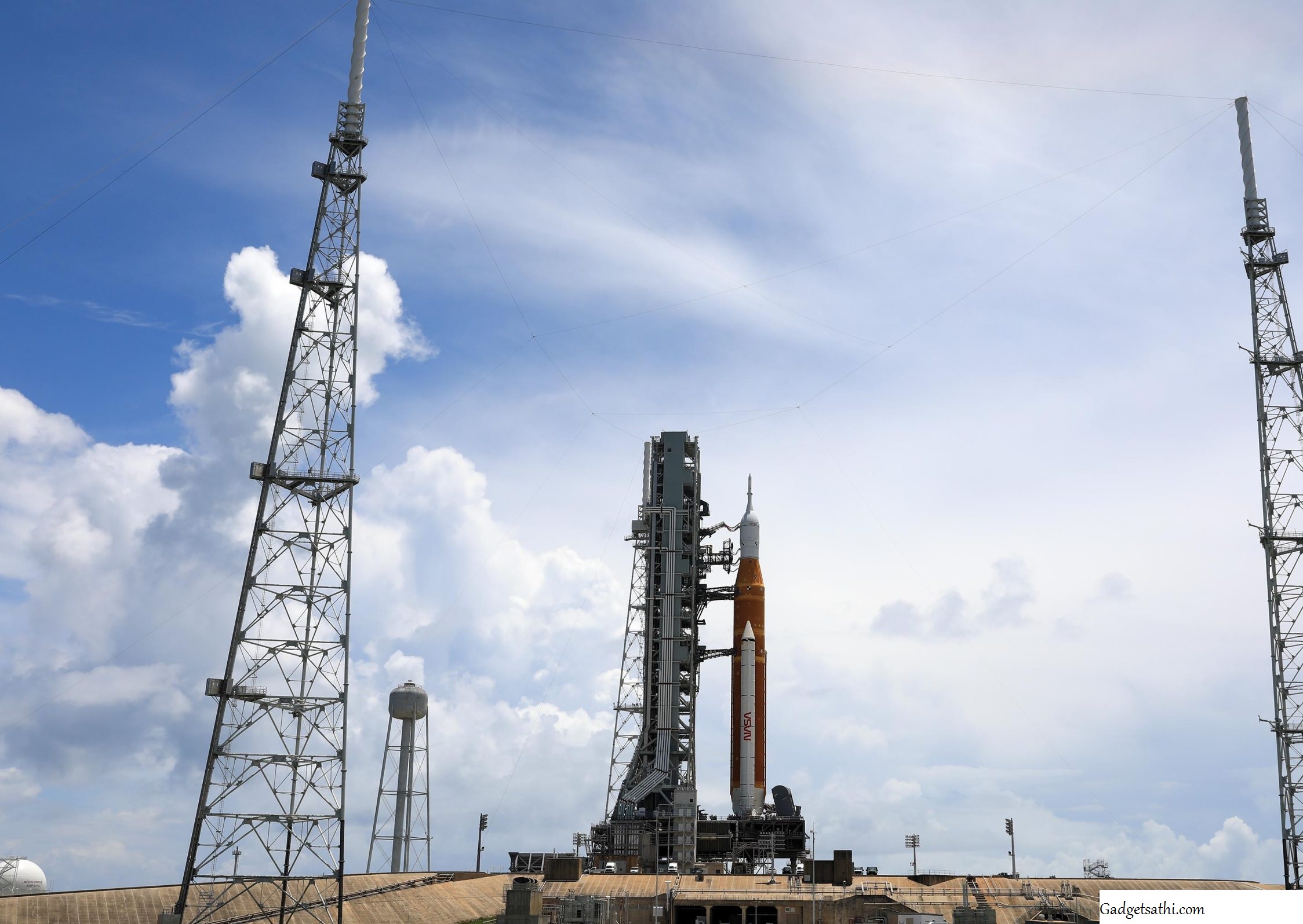 NASA Continues to Prepare Artemis I Moon Rocket for Launch